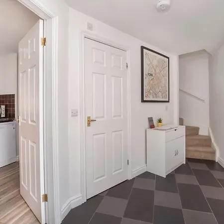 בית נופש 1 Ascot Mews - Of Holiday יורק