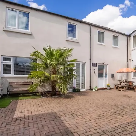1 Ascot Mews - Of Holiday Semesterbostad *